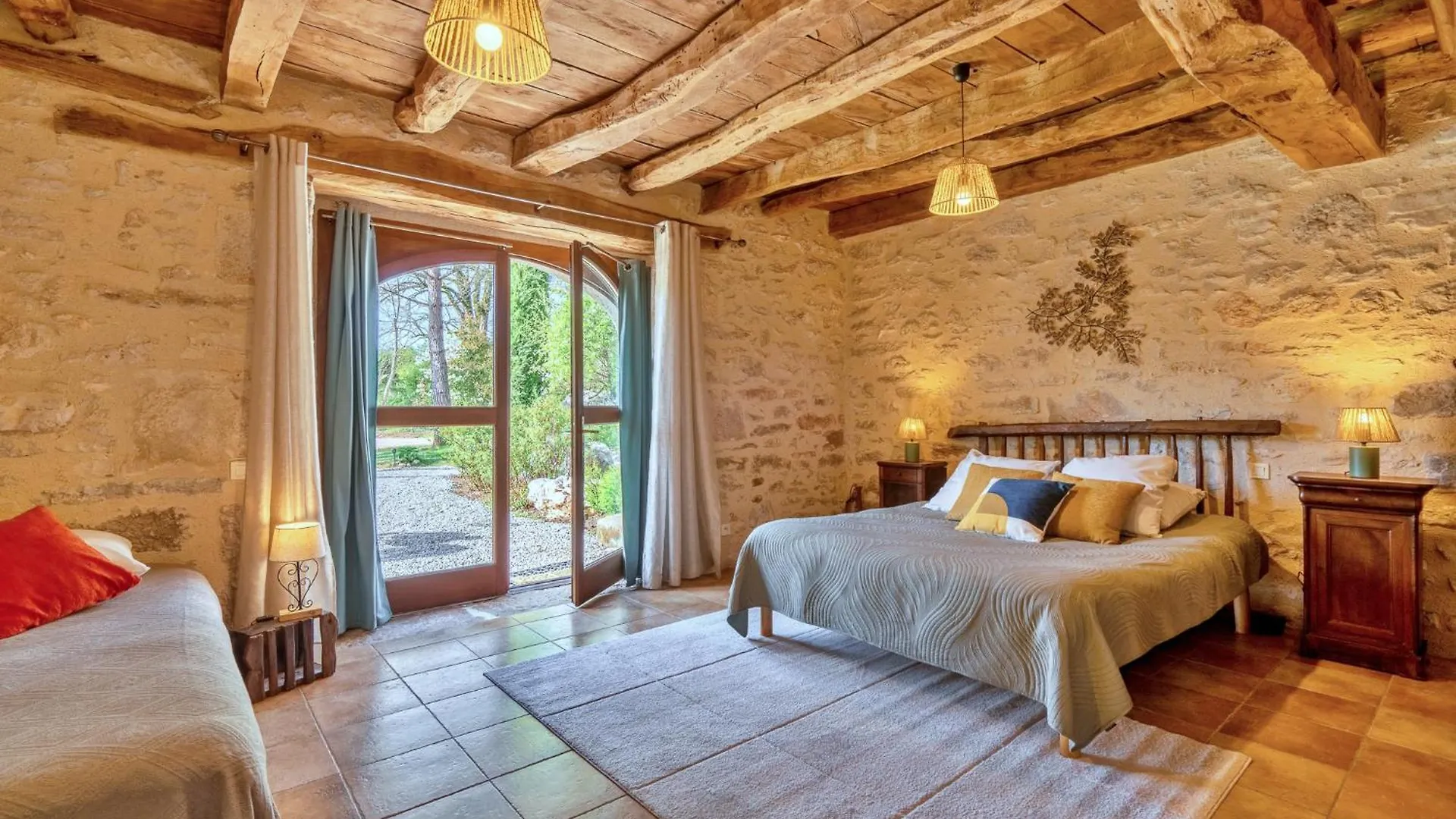 Chambres Et Jardin De Pierres Espedaillac