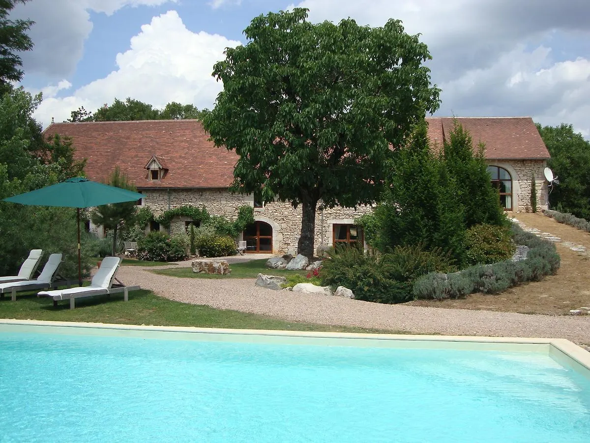 *** Bed & Breakfast Chambres Et Jardin De Pierres Espedaillac France