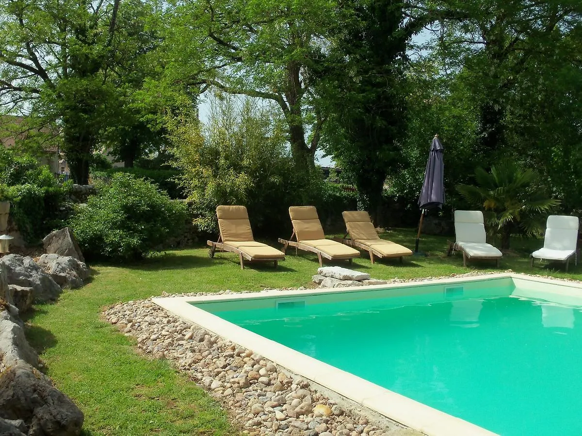 Bed & Breakfast Chambres Et Jardin De Pierres Espedaillac