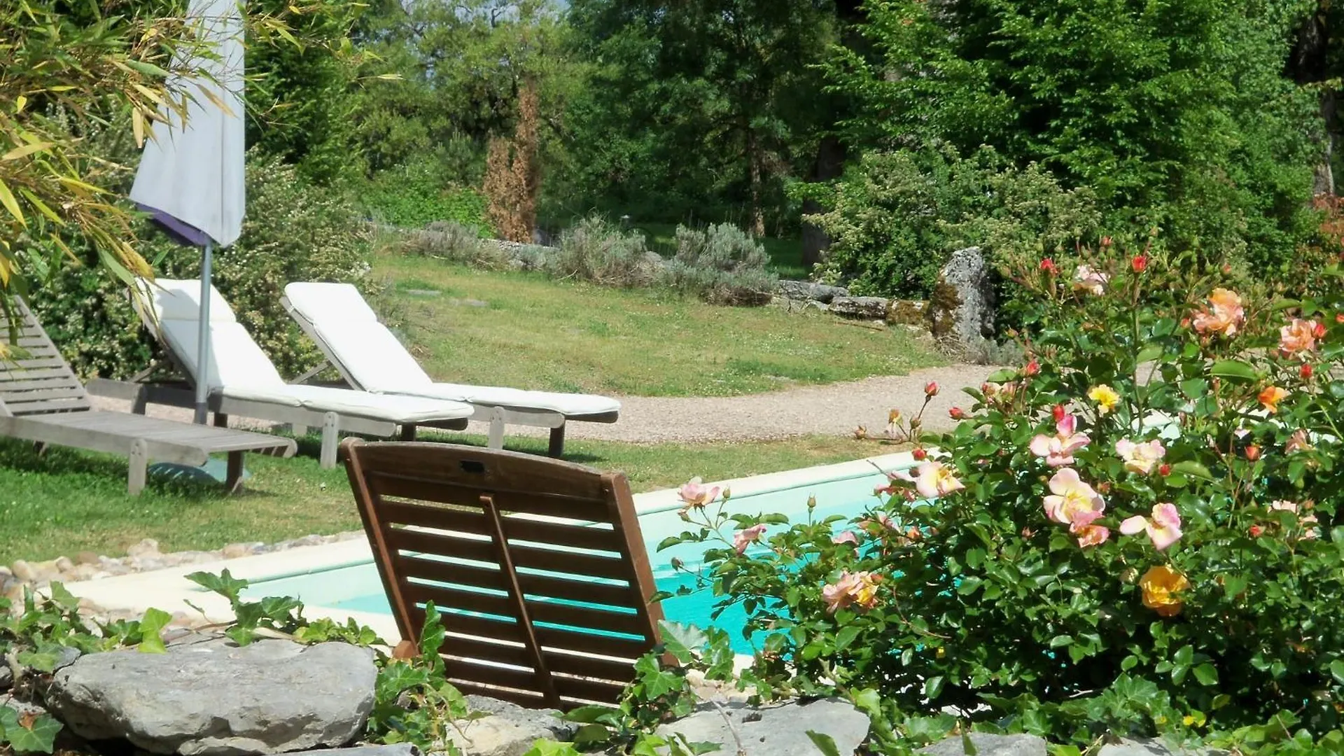 Chambres Et Jardin De Pierres Espedaillac