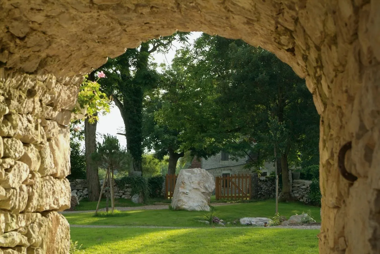 Chambres Et Jardin De Pierres Espédaillac